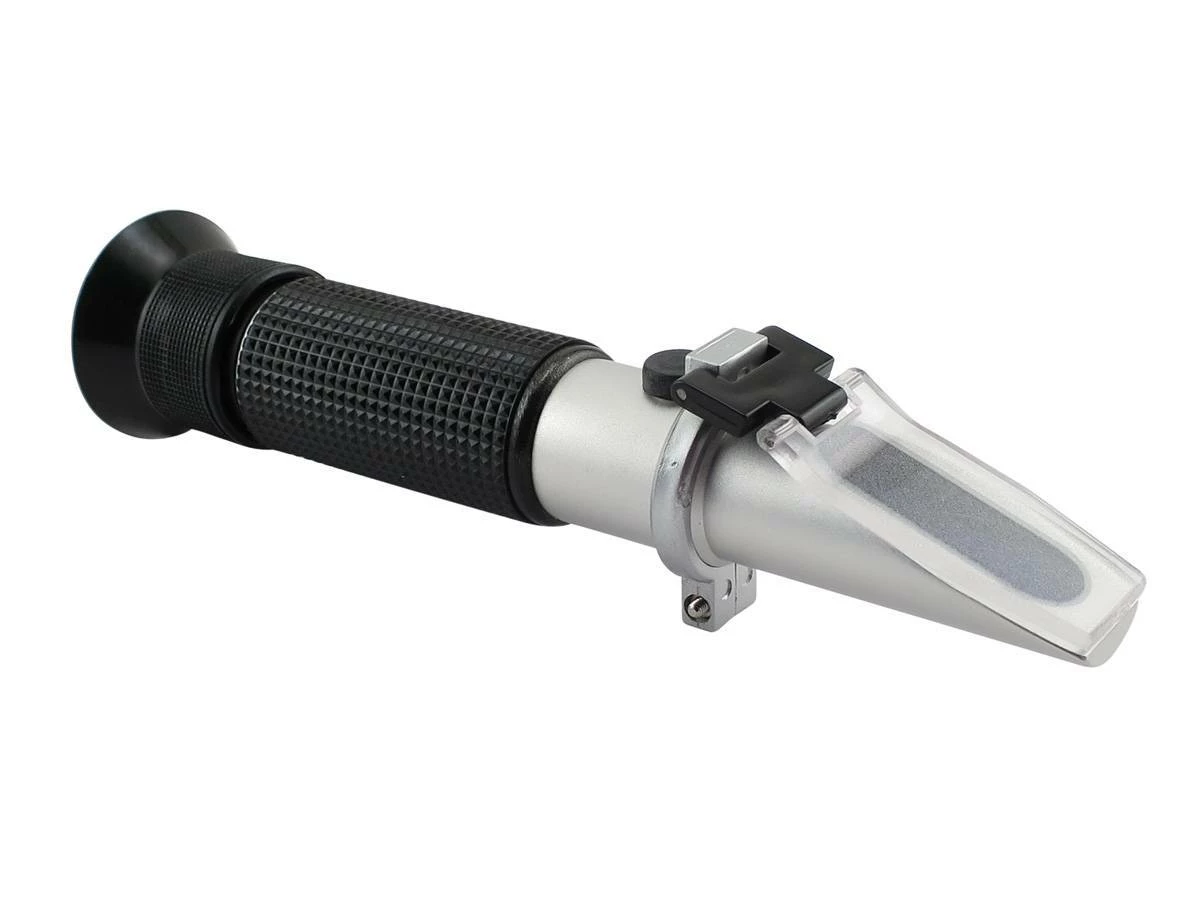 1 to 1.05 SG and 1.3 to 1.36 RI Refractometer with ATC